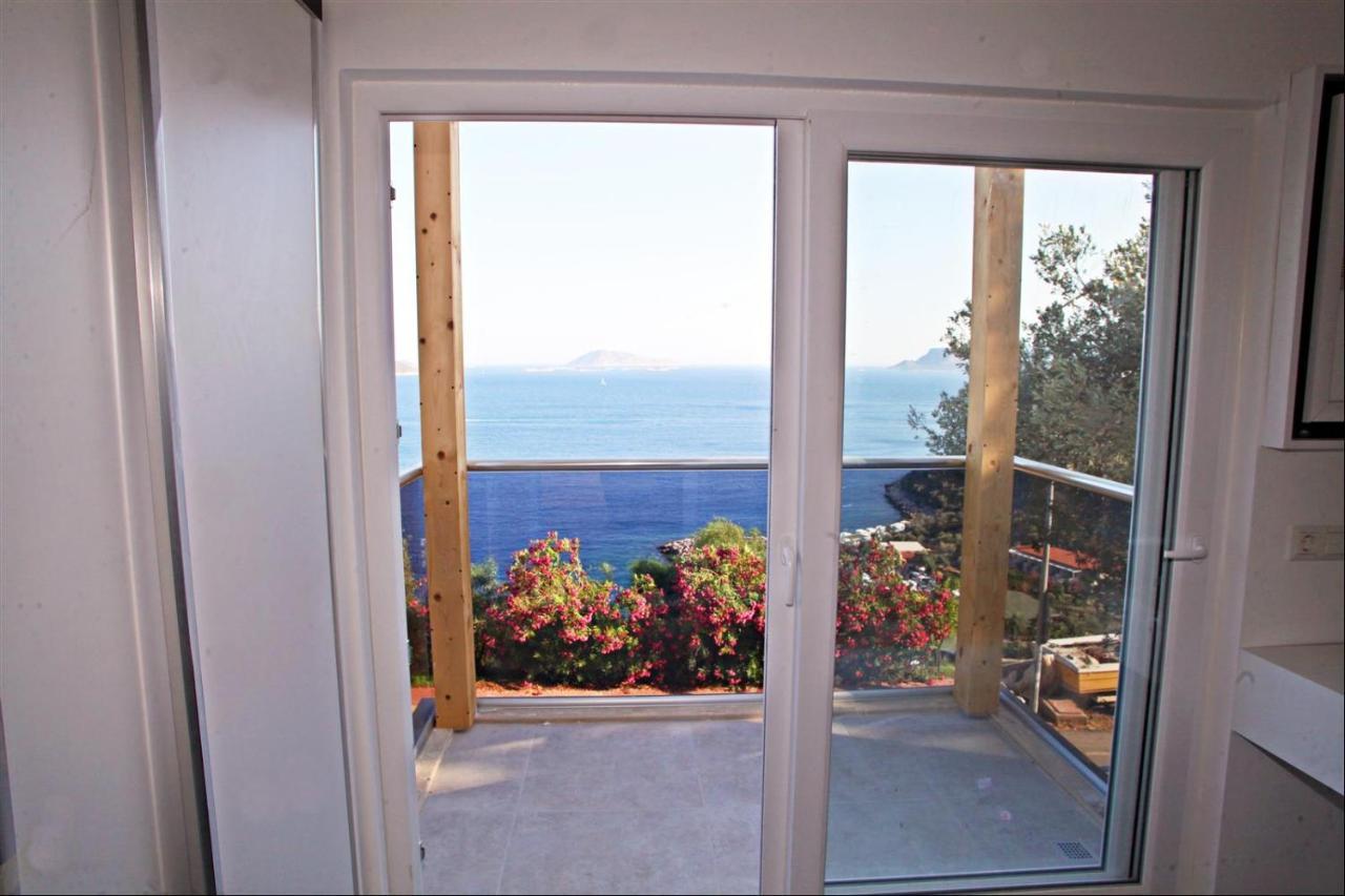 Blue Island Luxury Hotel Adults Only Kas Bagian luar foto