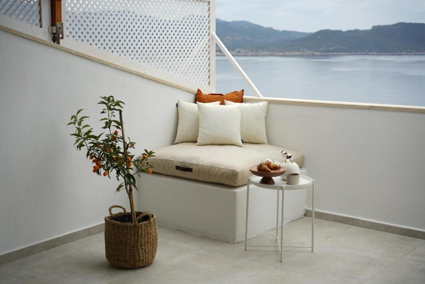 Blue Island Luxury Hotel Adults Only Kas Bagian luar foto